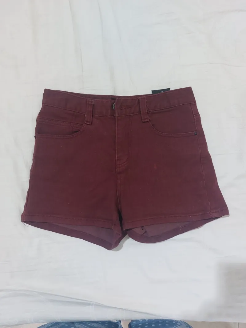 Casual Short Wanita burgundy photo 1