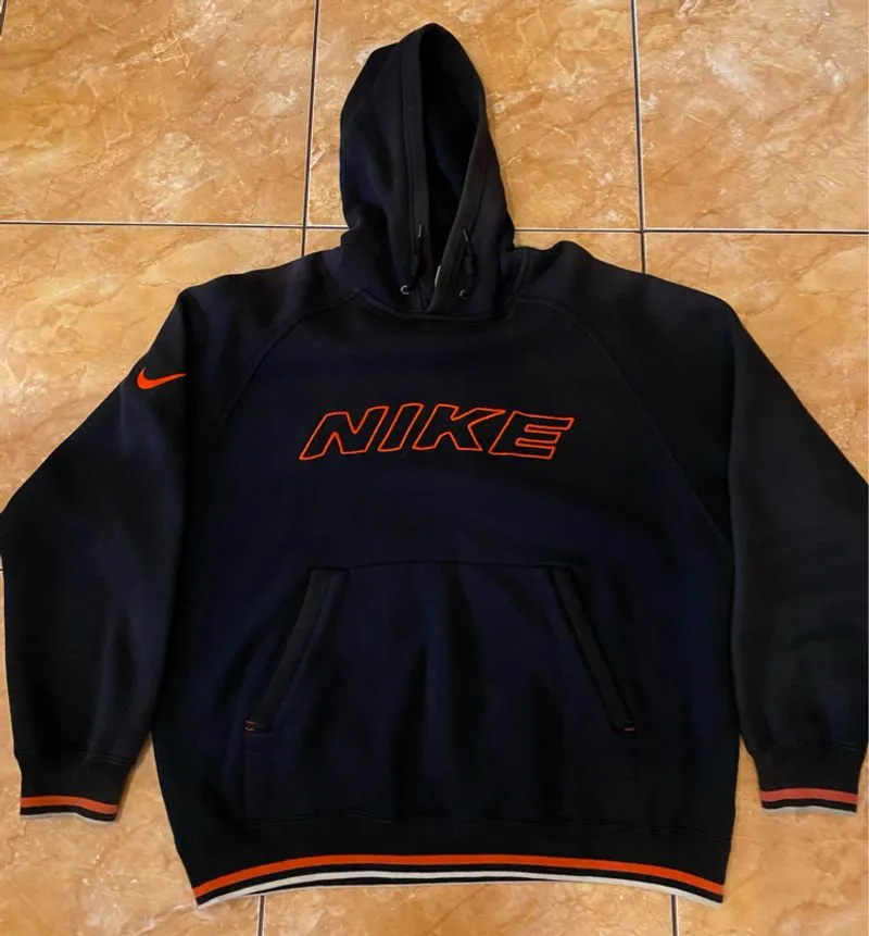 Nike hoodie script 90’s photo 1