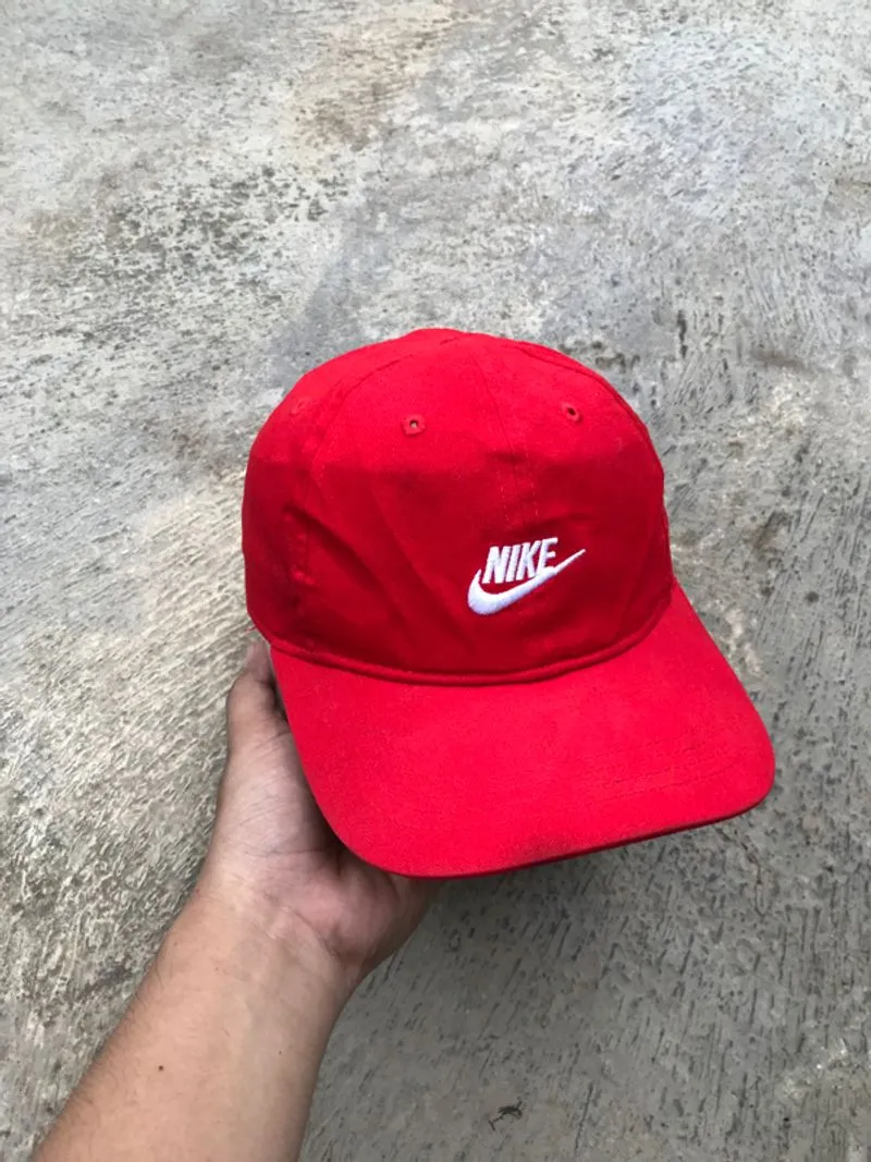 Nike caps  chlid photo 1