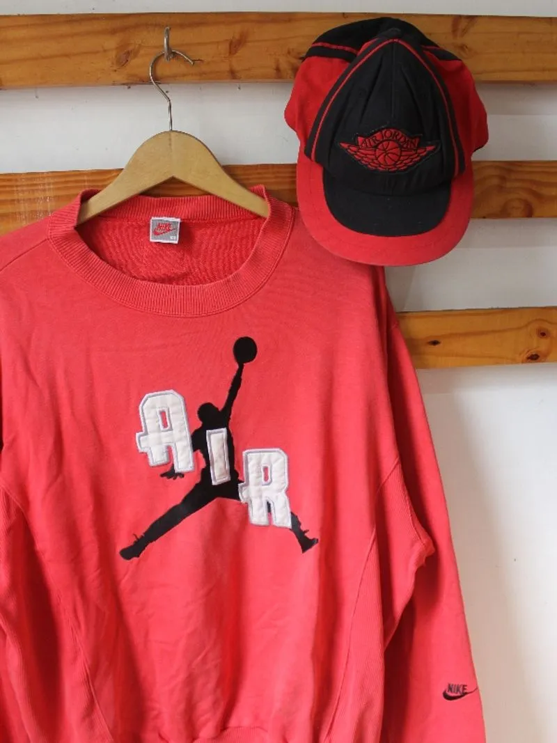 crewneck nike air jordan vintage 1993 merah photo 1