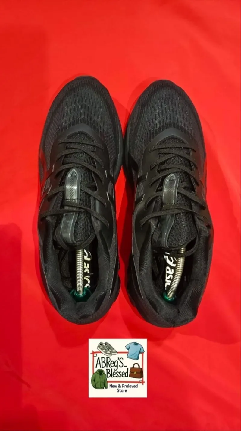 ASICS Gel-Quantum 180 VII sneakers in black. photo 1