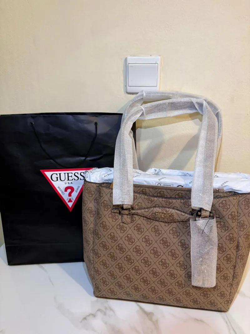 Guess Katya Multi Comp Tote  photo 1