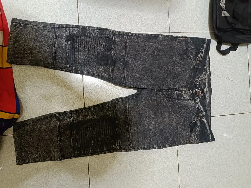 Cargo jeans ripped photo 1