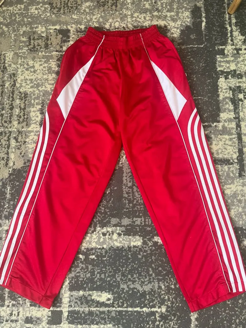 Celana Trening Unisex photo 1