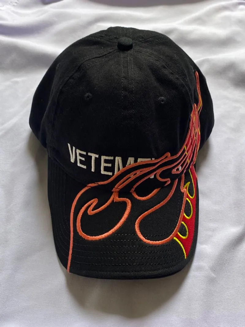 topi vetements x reebok flame hat photo 1