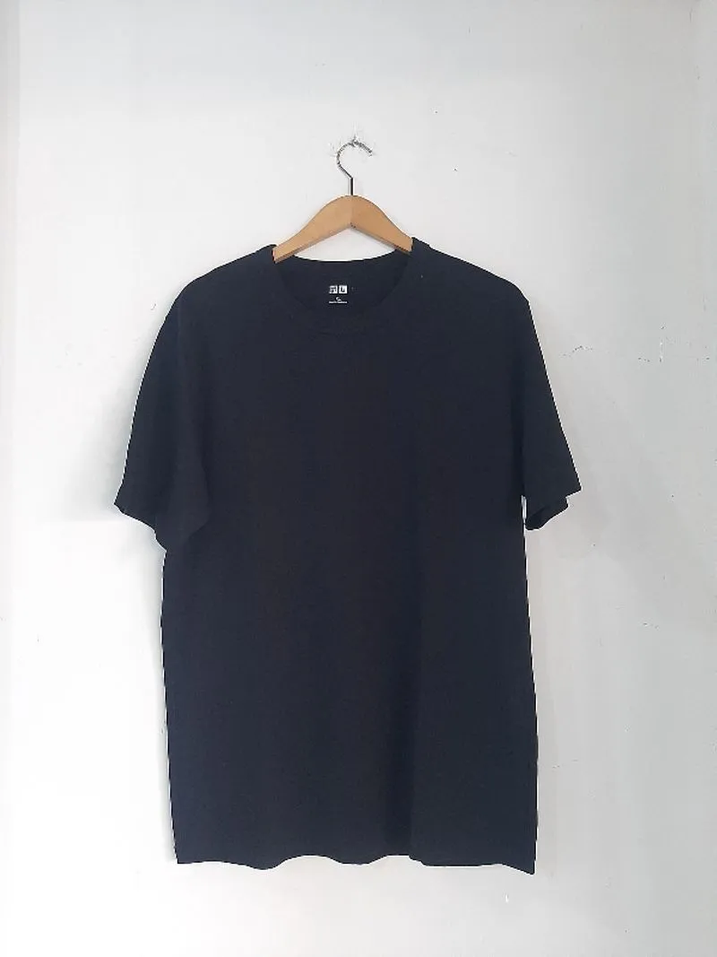 Kaos uniqlo U photo 1