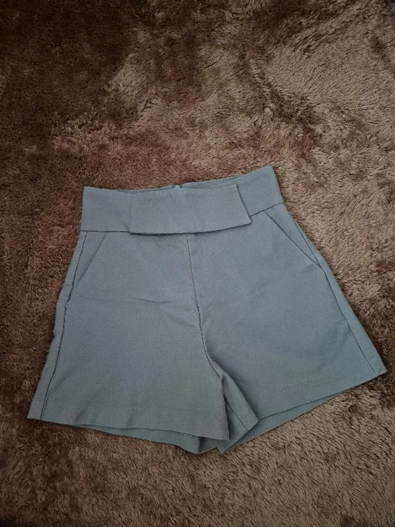 Celana Pendek Brand Cozy photo 1