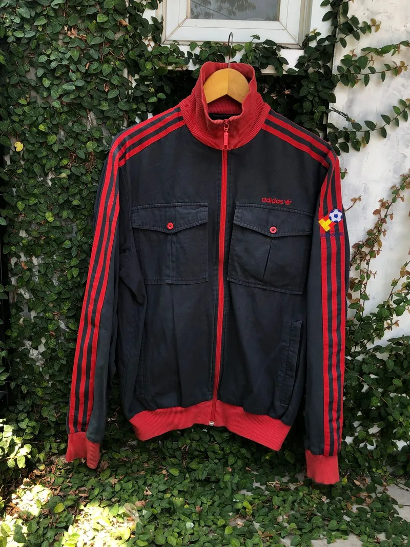 Adidas Sportswear Casual Sweatshirt Pria red gray photo 1