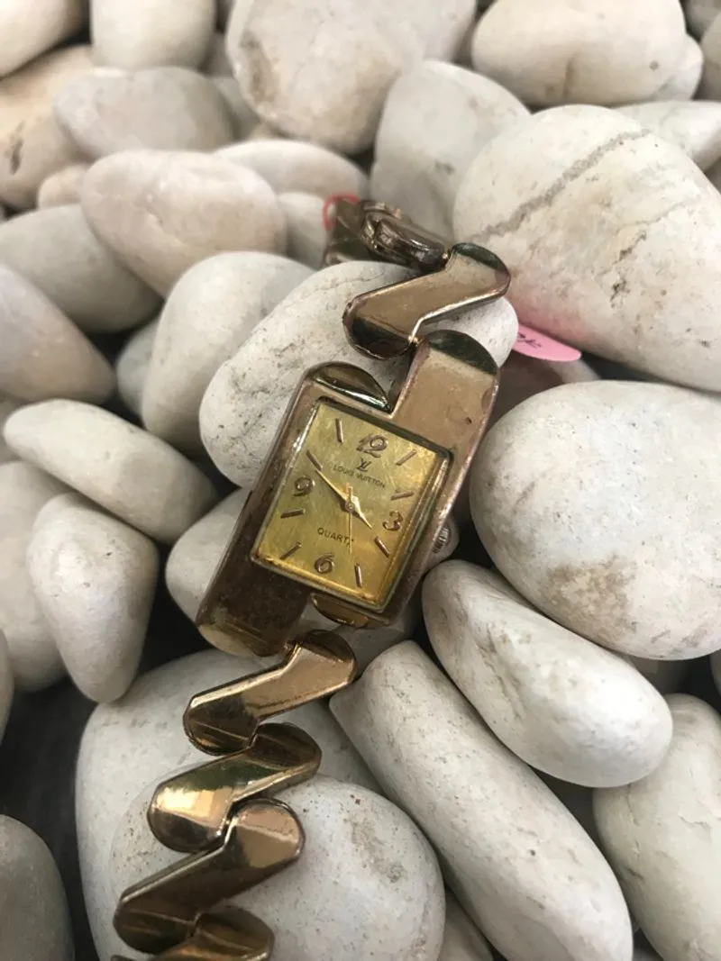 Louis vuitton vintage watch / jam tangan vintage photo 1