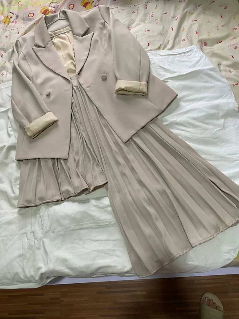 Setelah Rok + Blazer photo 1