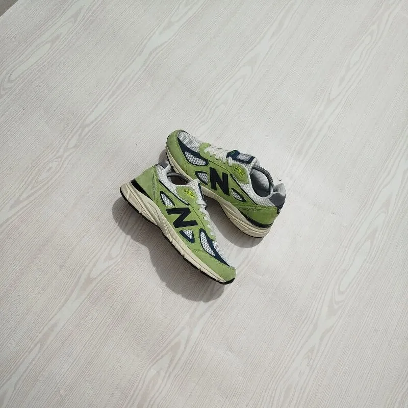 New Balance 990 photo 1