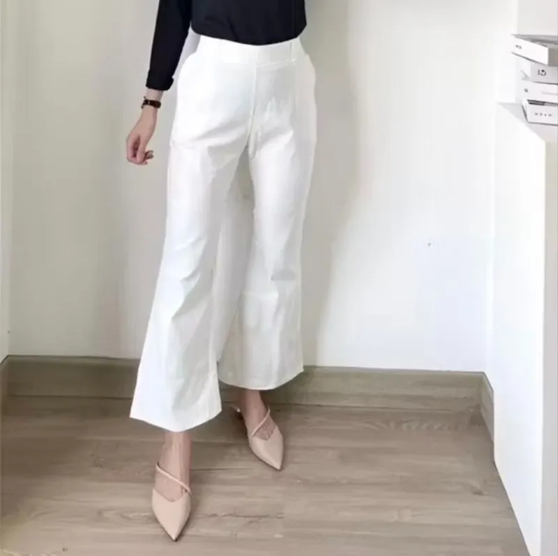 White Cutbray Fit Pants Ngatung photo 1