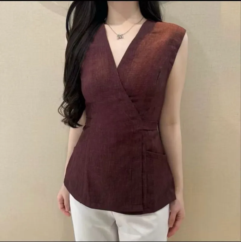 Maroon Sleeveless Top photo 1
