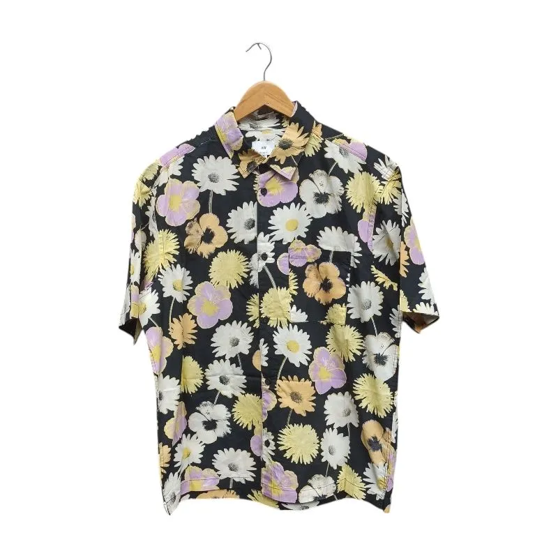 H&M Floral Pattern Hawaiian Shirt photo 1