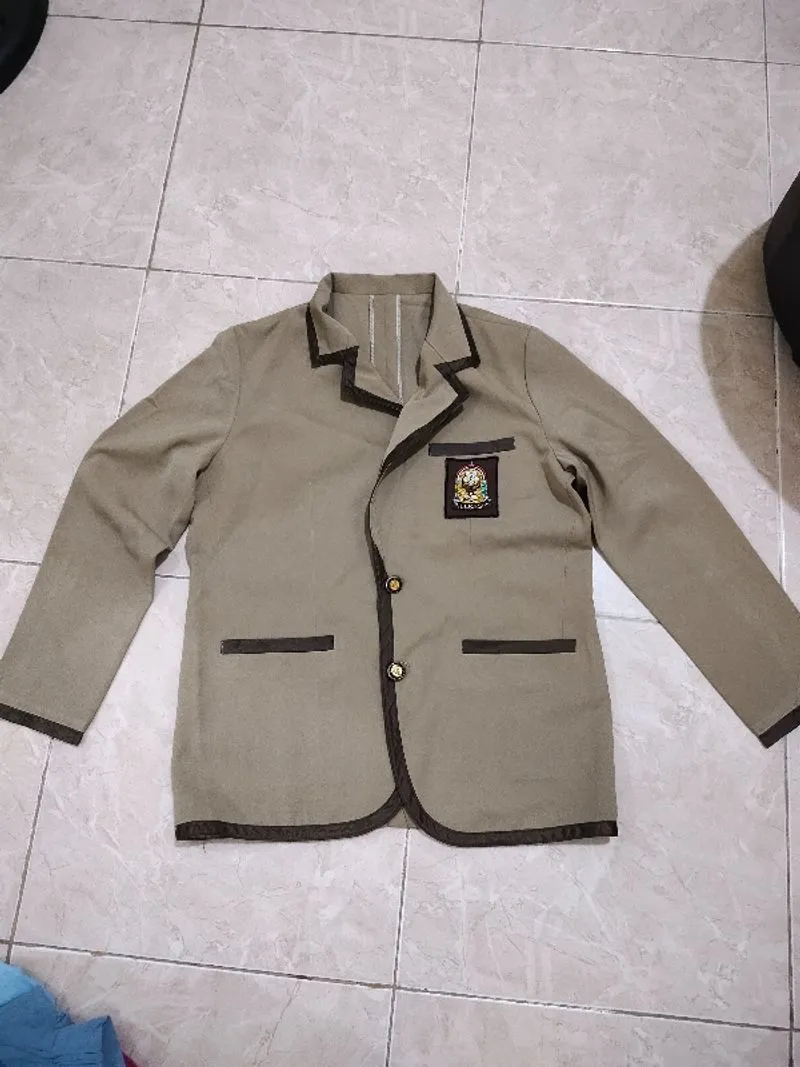 Blezzer osis bahan tebal
Fit to size M photo 1