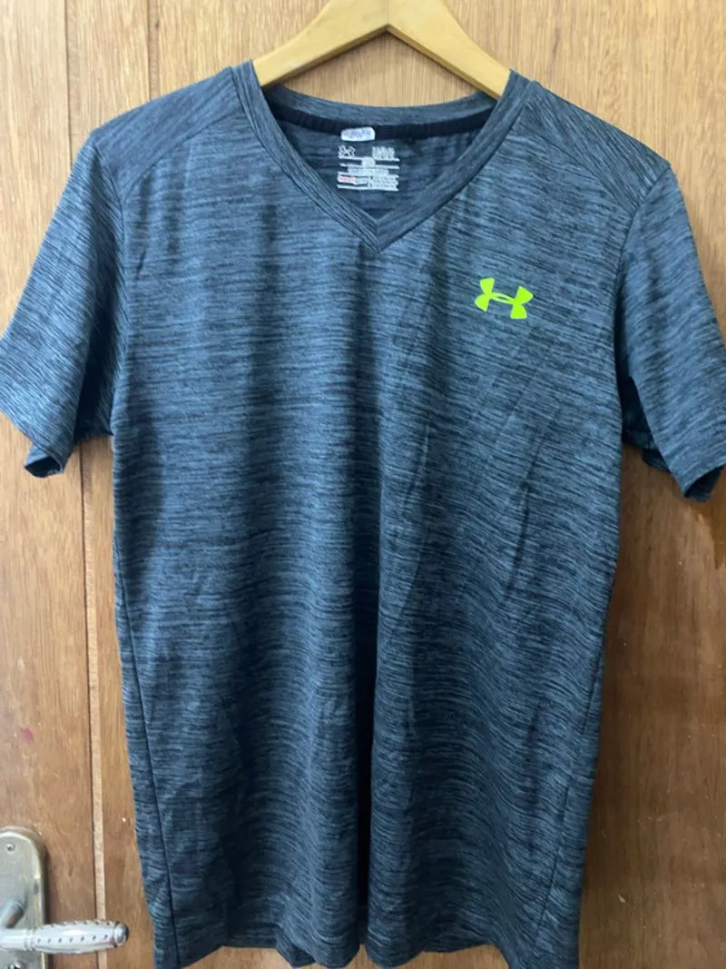 Under Armour heat gear Baju olahraga UA original photo 1