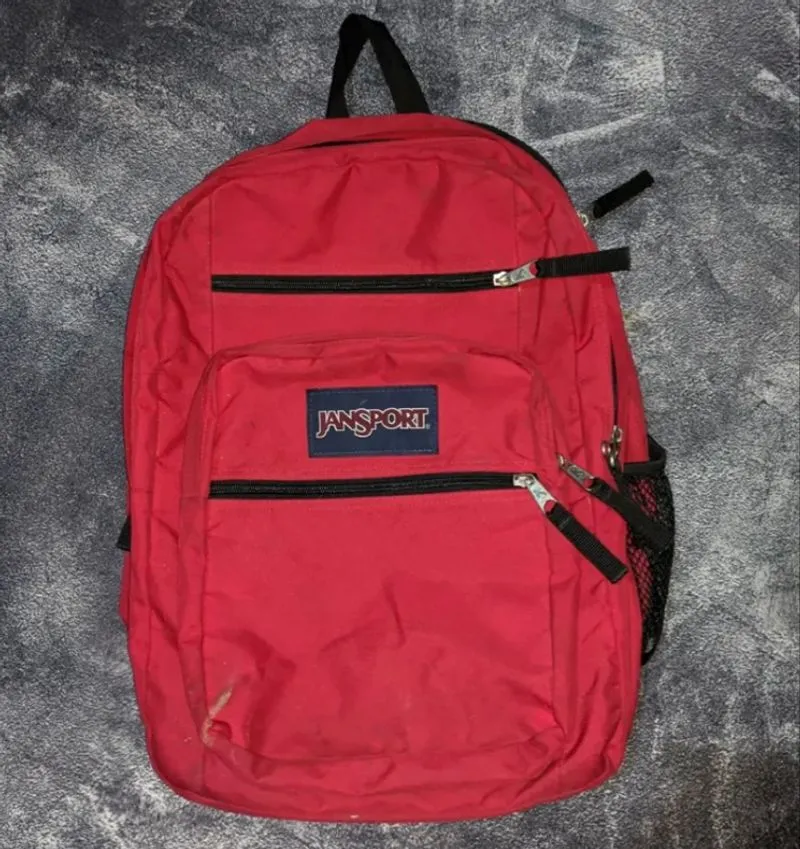 TAS JANSPORT photo 1