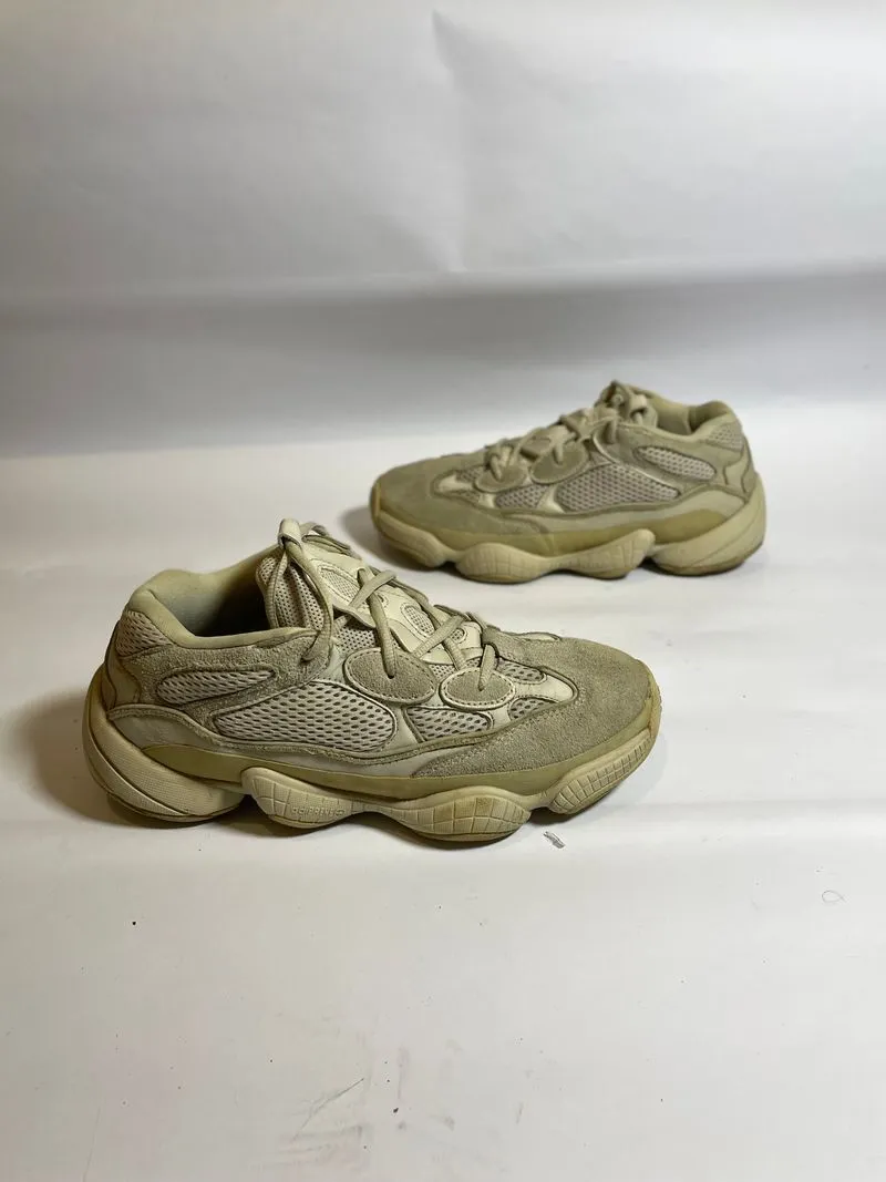 sepatu yeezy 500