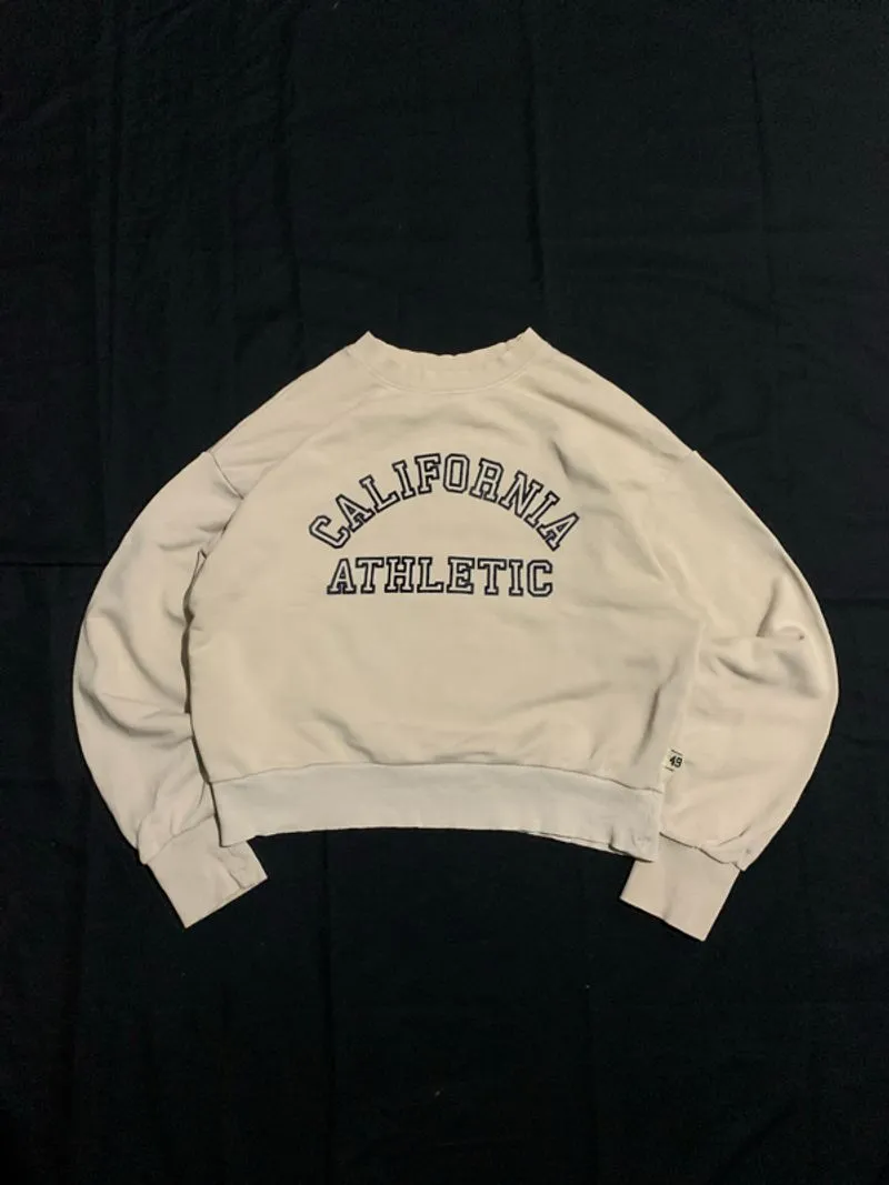 WHO.A.U Womens Cropped Sweatshirt Beige Original photo 1