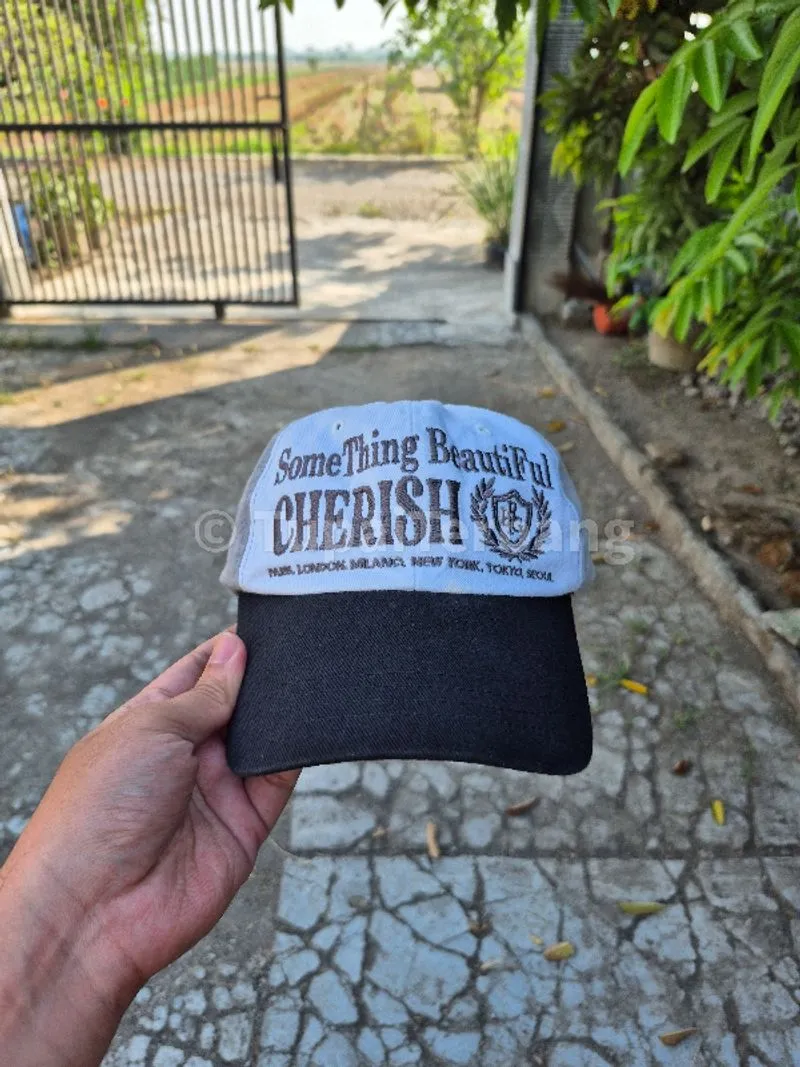 Topi Luxury Lartigent photo 1