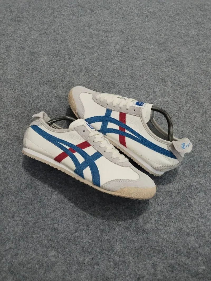 onitsuka photo 1