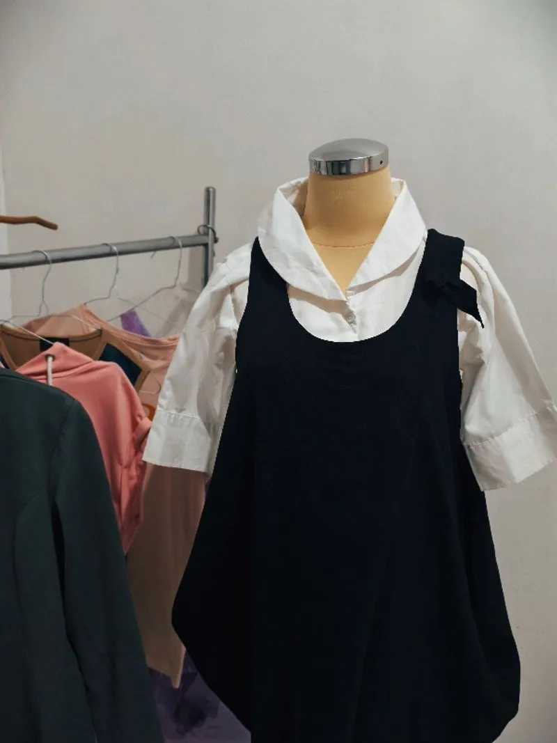 Dress itam photo 1