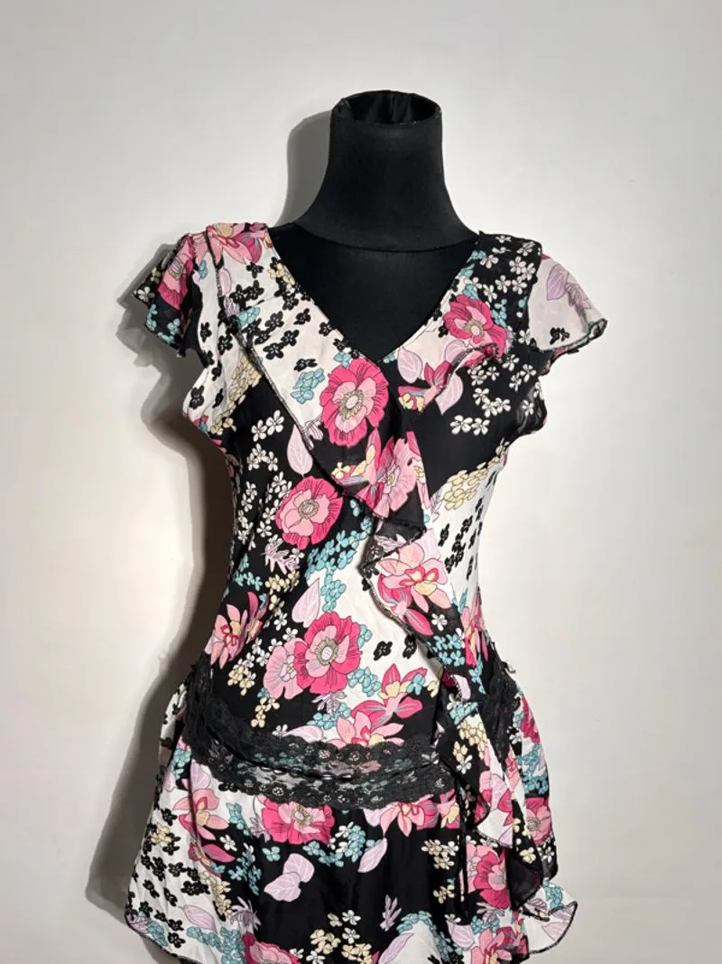 floral blouse photo 1