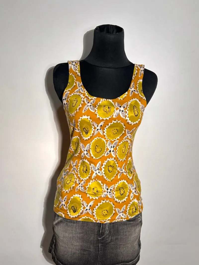 michiko koshino tanktop photo 1