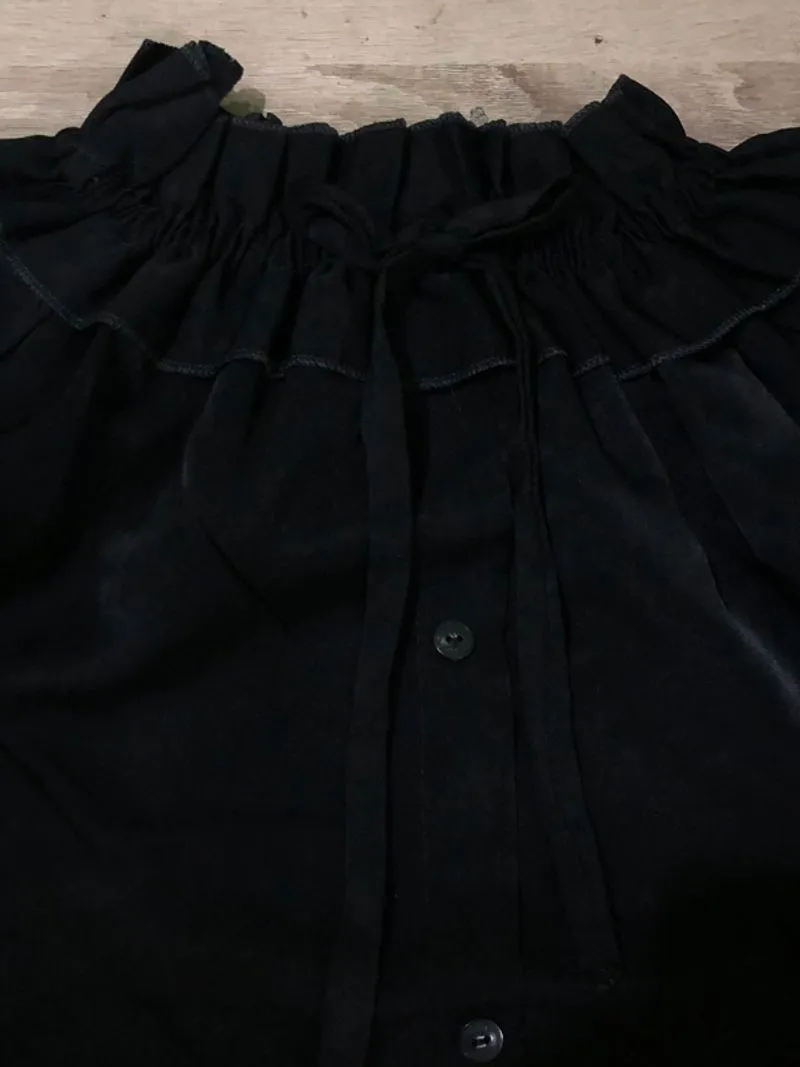 Blouse hitam wanita photo 1