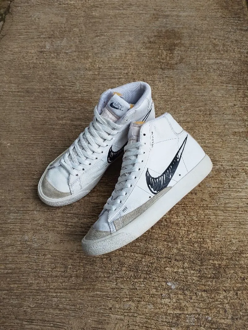 NIKE BLAZER MID '77 SKETCH BLACK SECOND Preloved