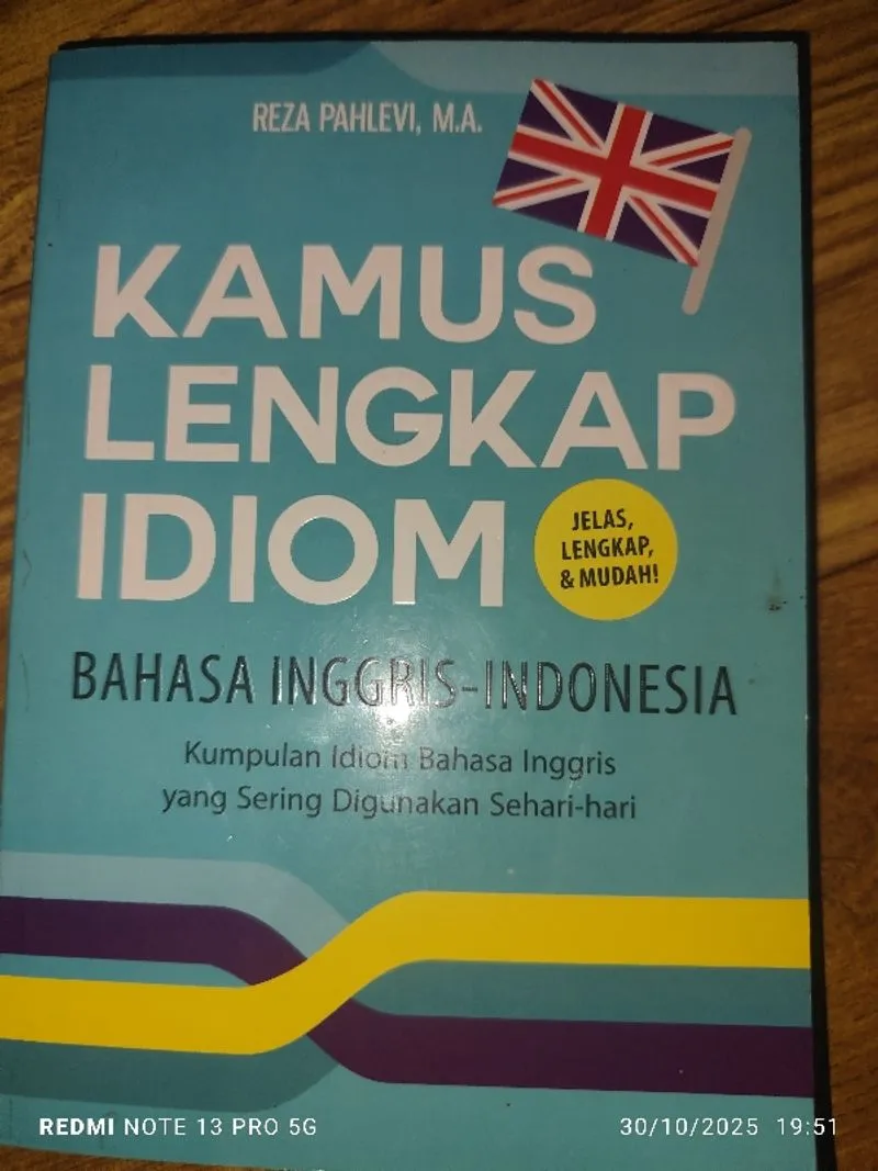 Buku kamus lengkap idiom Indonesia Inggris bekas rasa baru photo 1