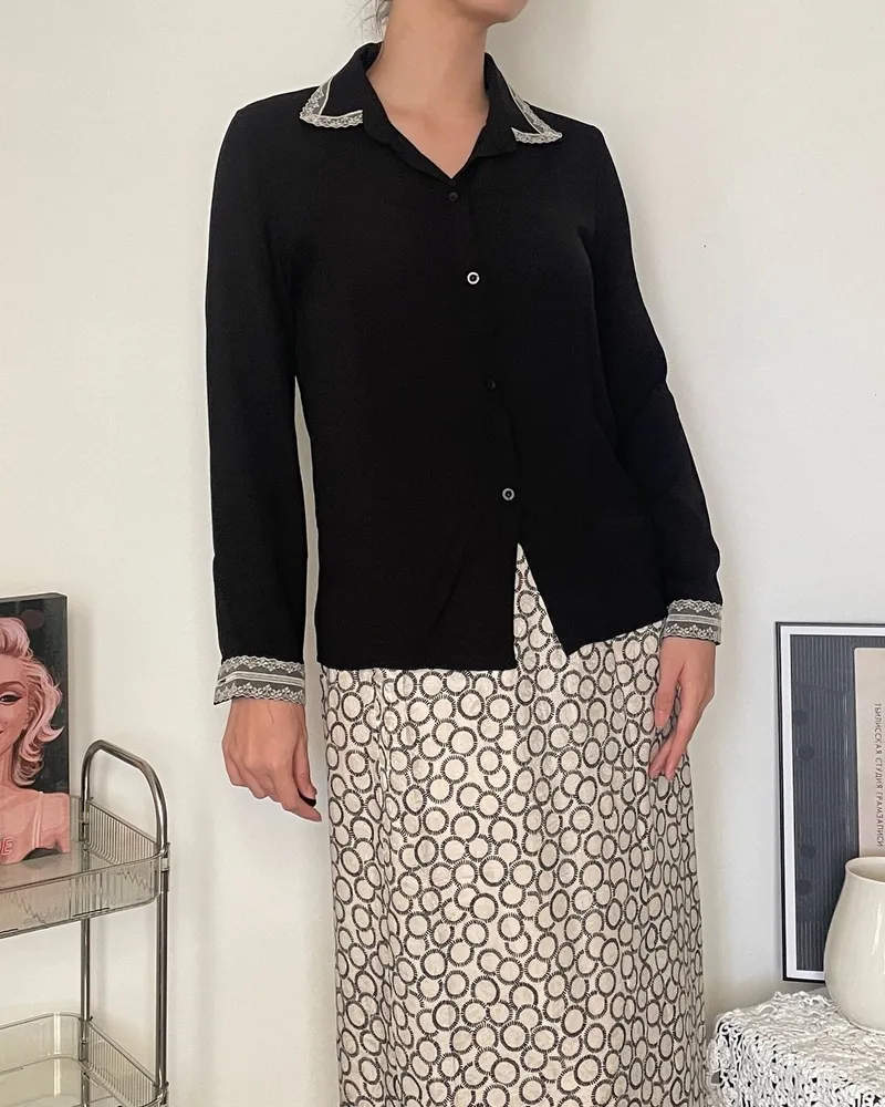 Vintage Shirt Wanita black photo 1