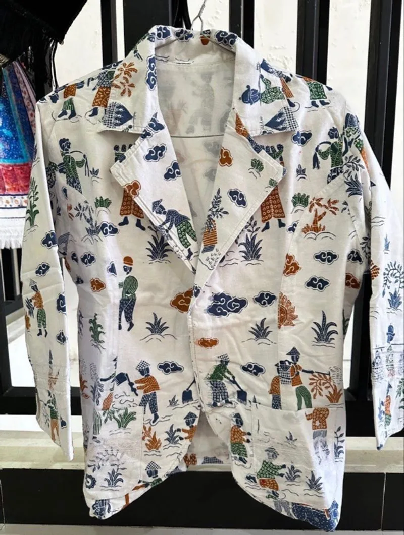 Kemeja kantoran blazer Batik cirebon Kerja berkerah photo 1
