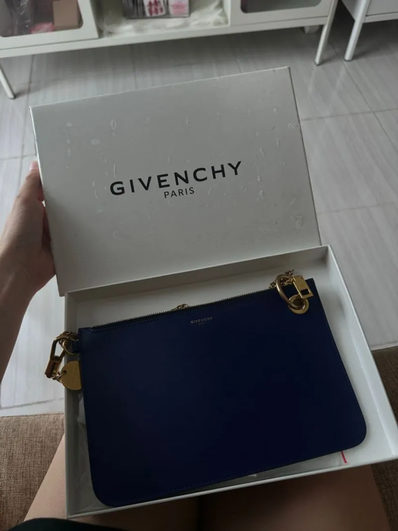 AUTHENTIC GIVENCHY BAG NEW with box no receipt photo 1