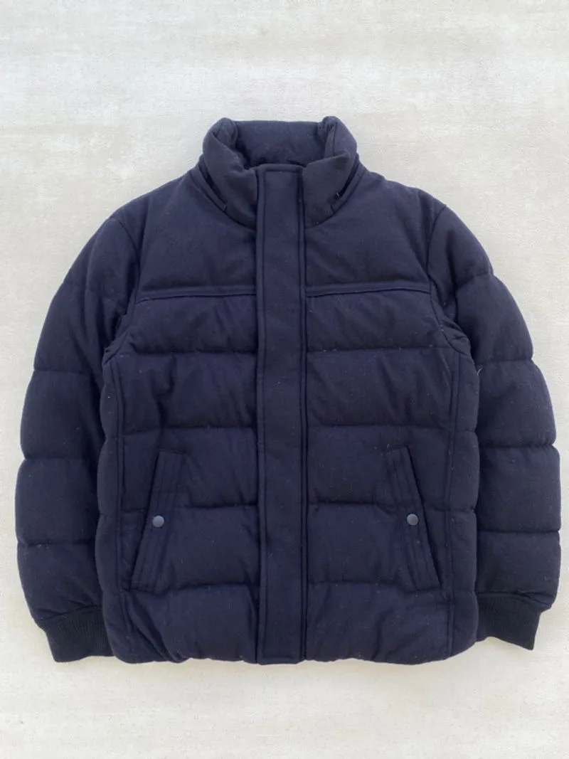 UNIQLO - DOWN JACKET photo 1