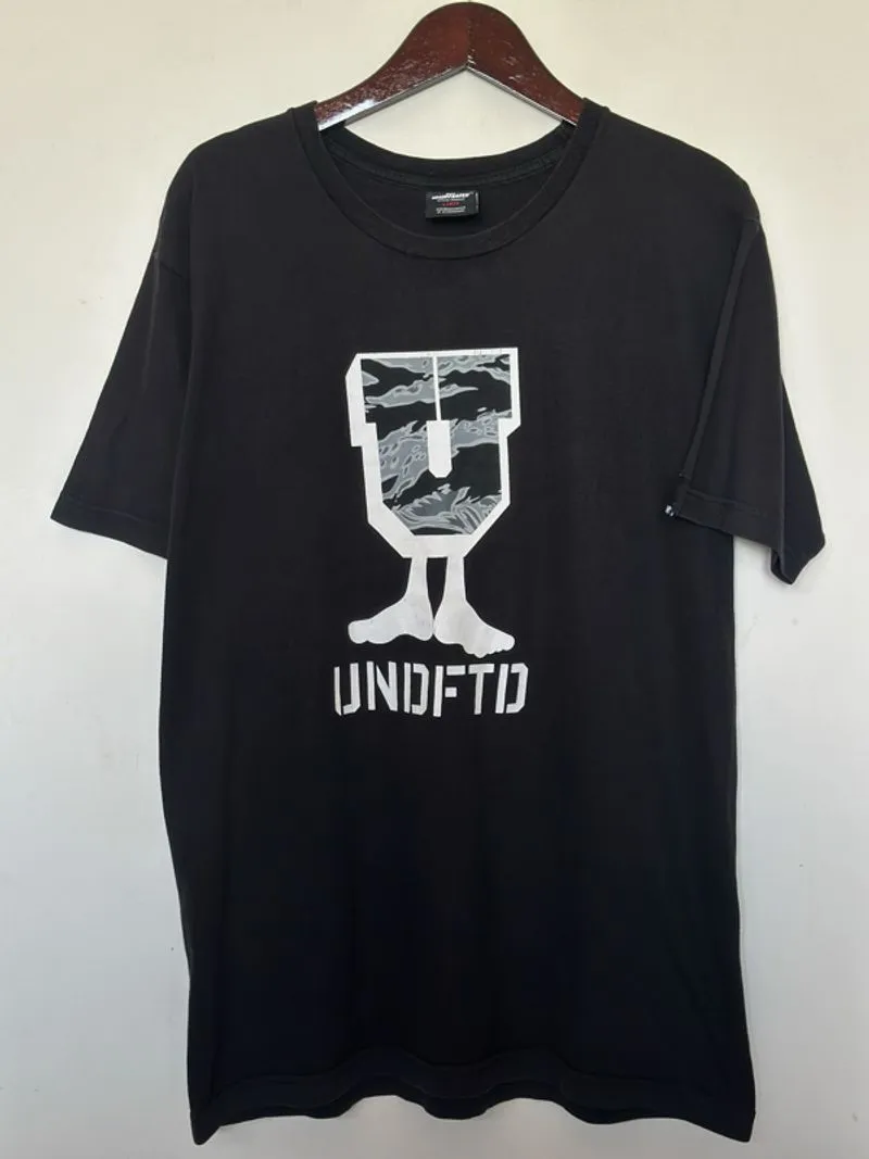 Undefeated U-Man Camo T-shirt undftd black tee photo 1