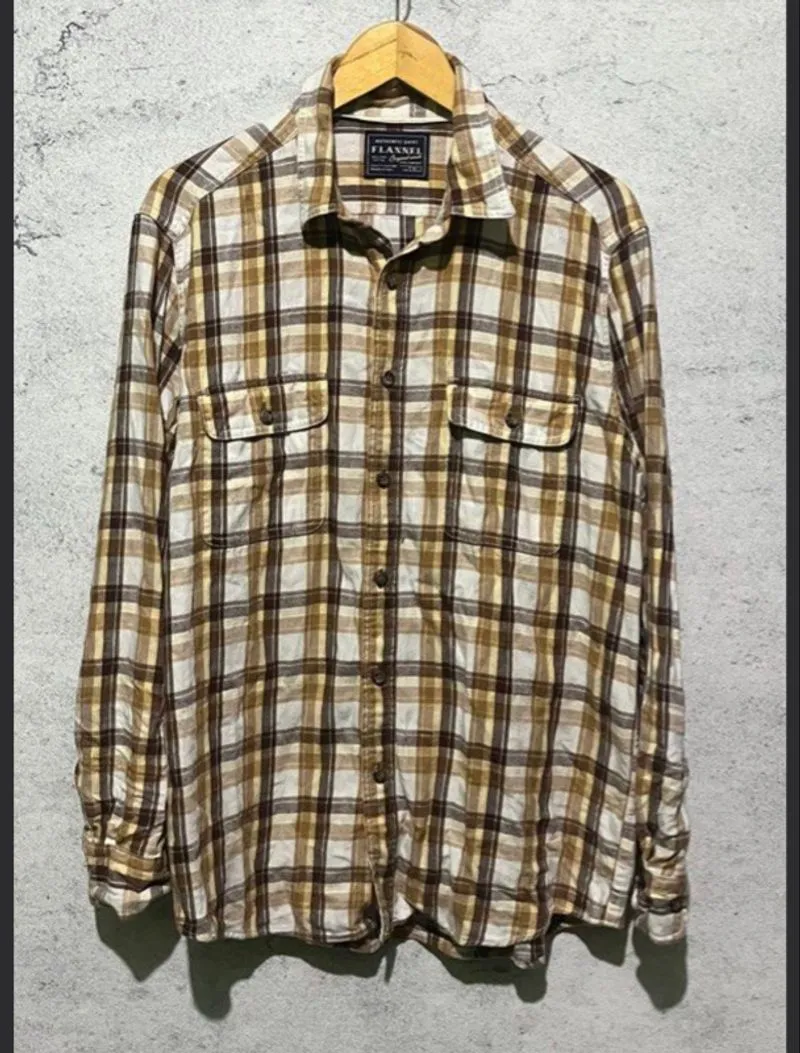 Uniqlo flannel double pocket like new photo 1