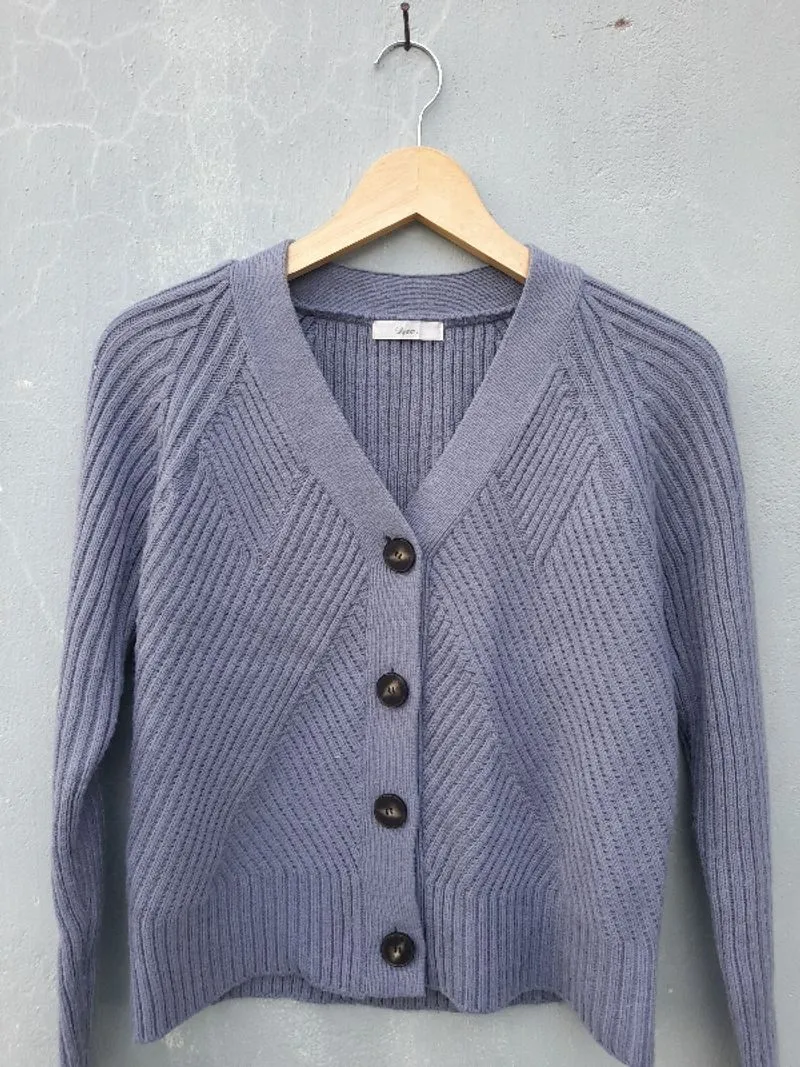 ROEM CARDIGAN photo 1