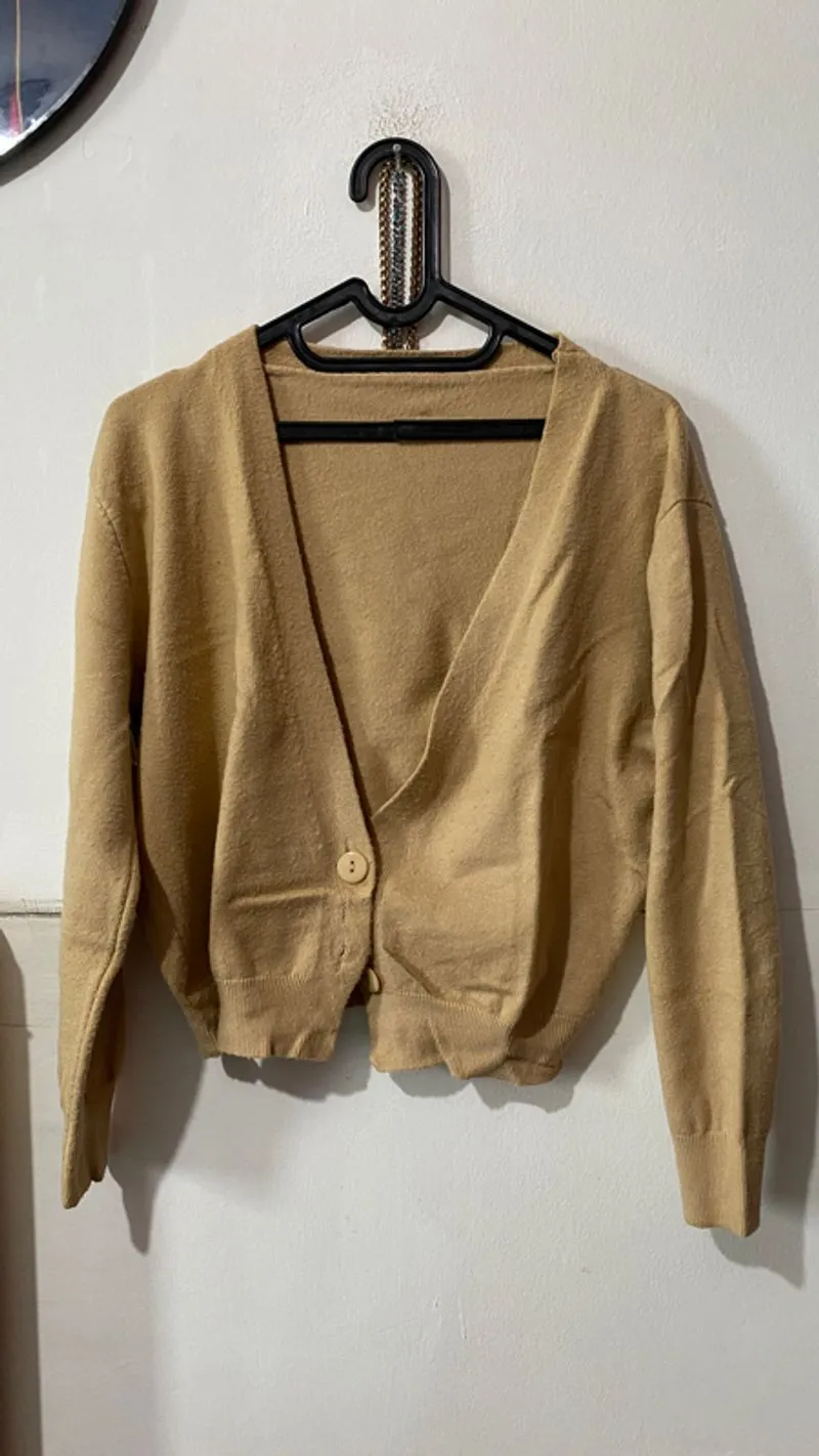 cardigan photo 1