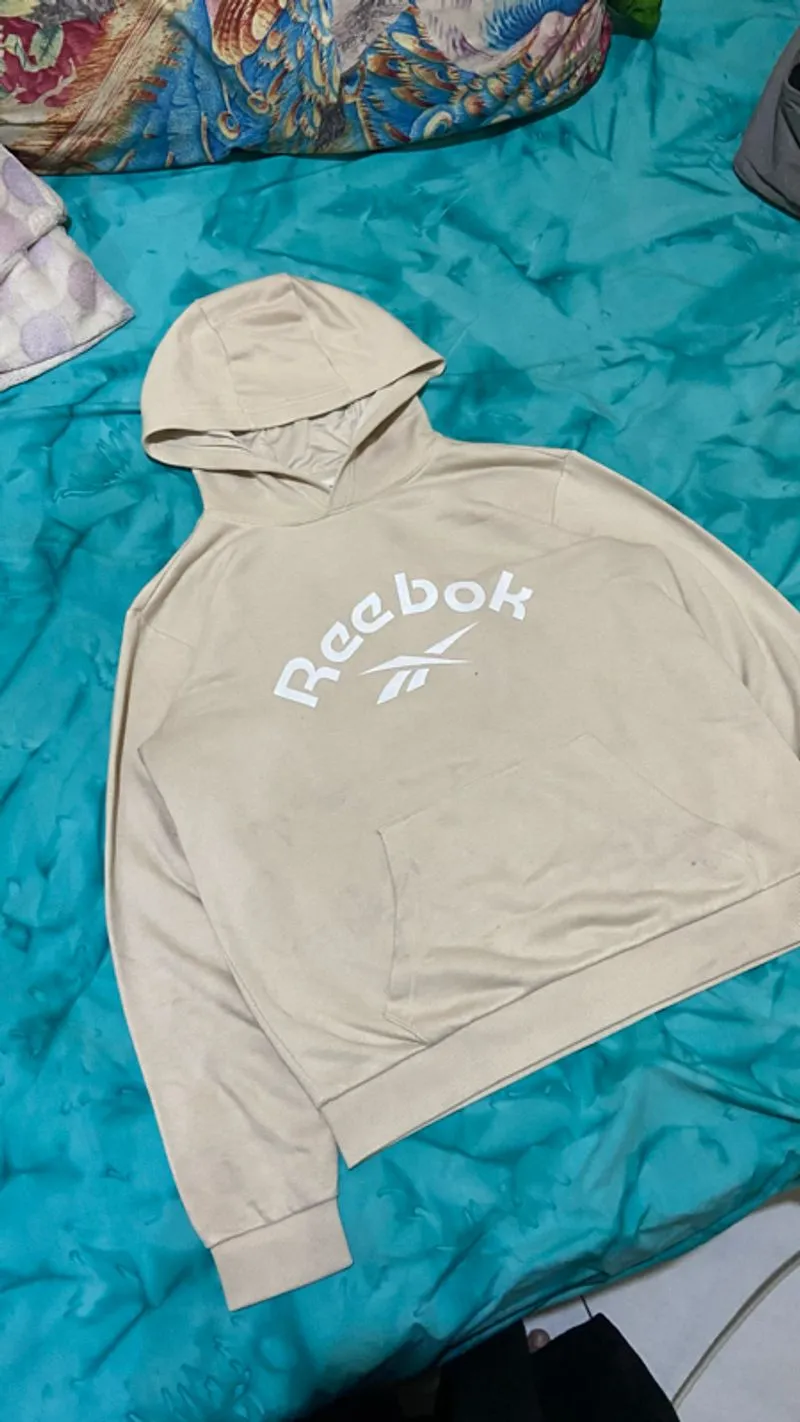reebok hoodie photo 1