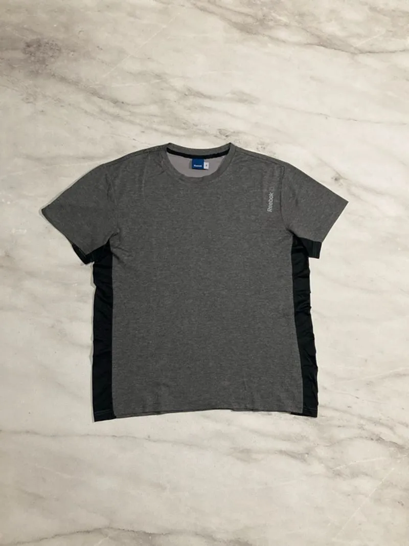 T-SHIRT REEBOK photo 1