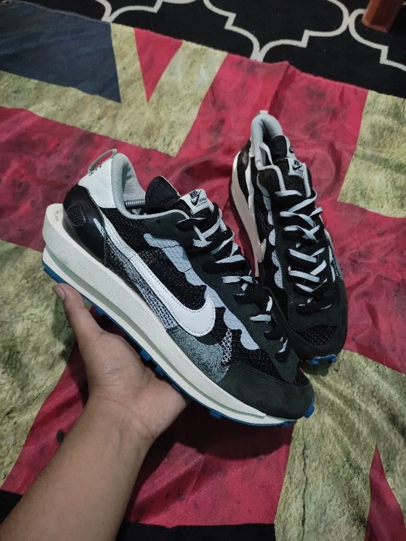 Sepatu Nike Sacai X Undercover  photo 1