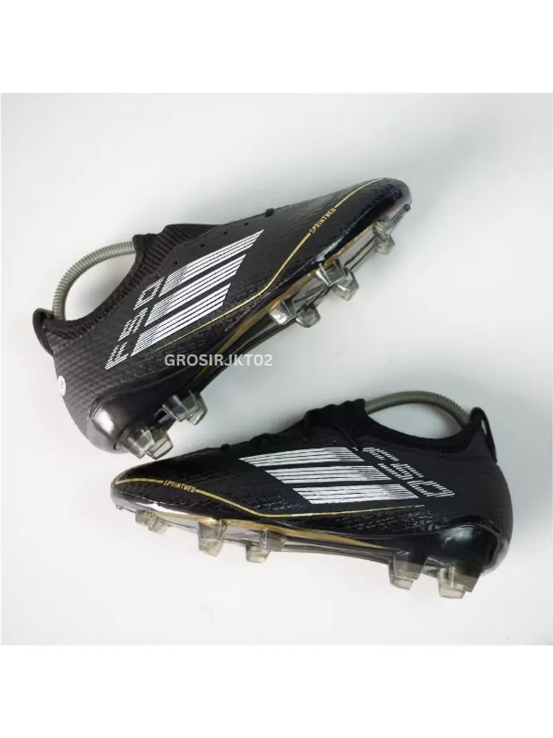 Sepatu bola terlaris terbuat dari bahan excelon  photo 1