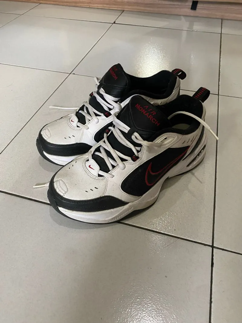 Nike Air Monarch  photo 1