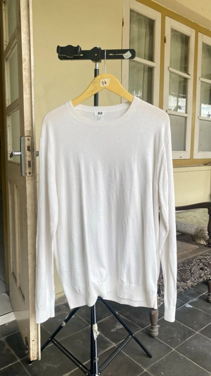 Lengan panjang Uniqlo putih  photo 1