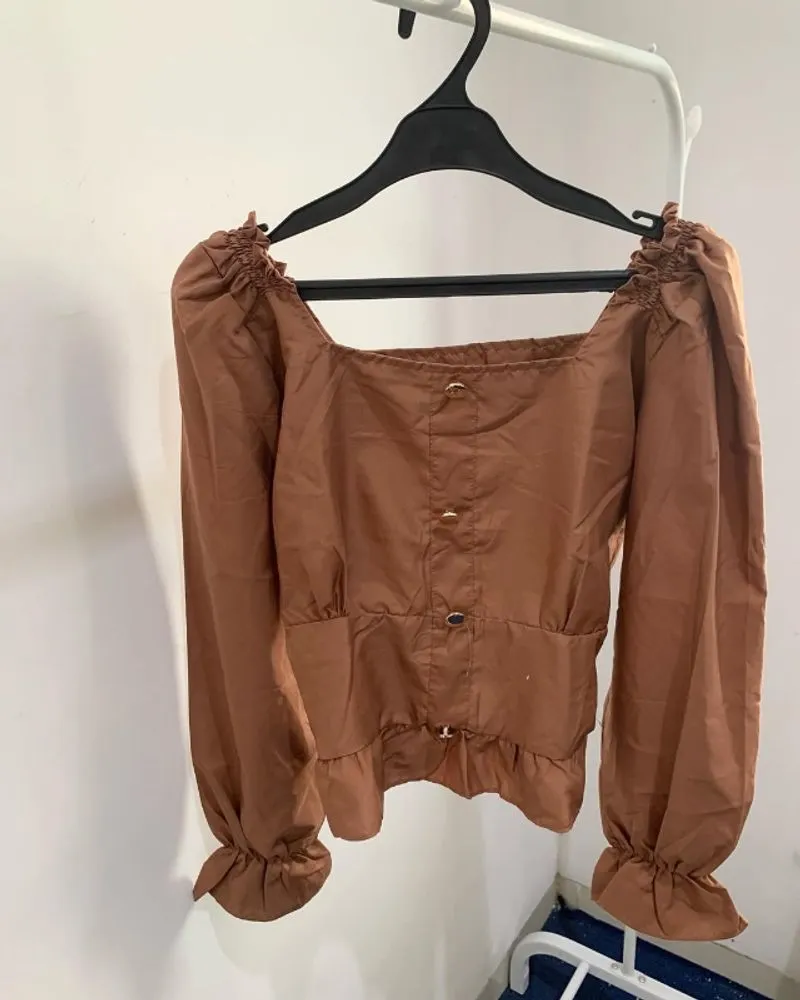 Blouse Puff Sleeve Caramel Elegance photo 1