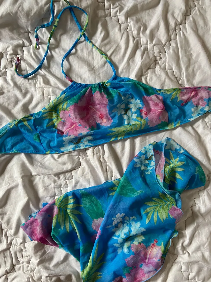 super cute bikini cover up set. photo 1