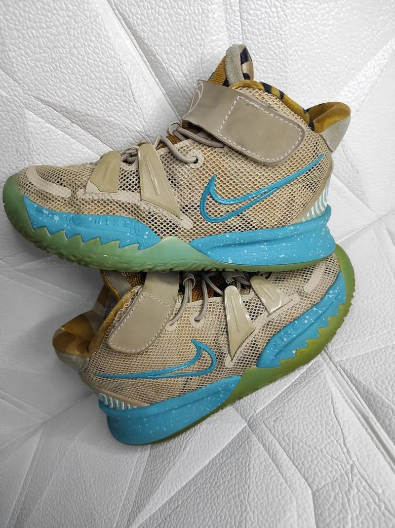 Sepatu Nike Kyrie 7 ripple size 29.5/18 / sepatu basket anak photo 1