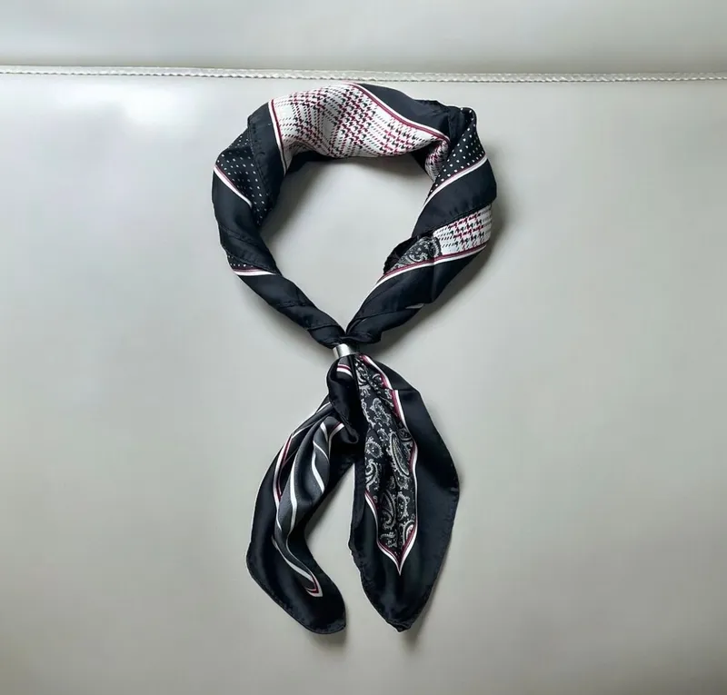 Made in USA Luxury Scarf Wanita multicolor photo 1