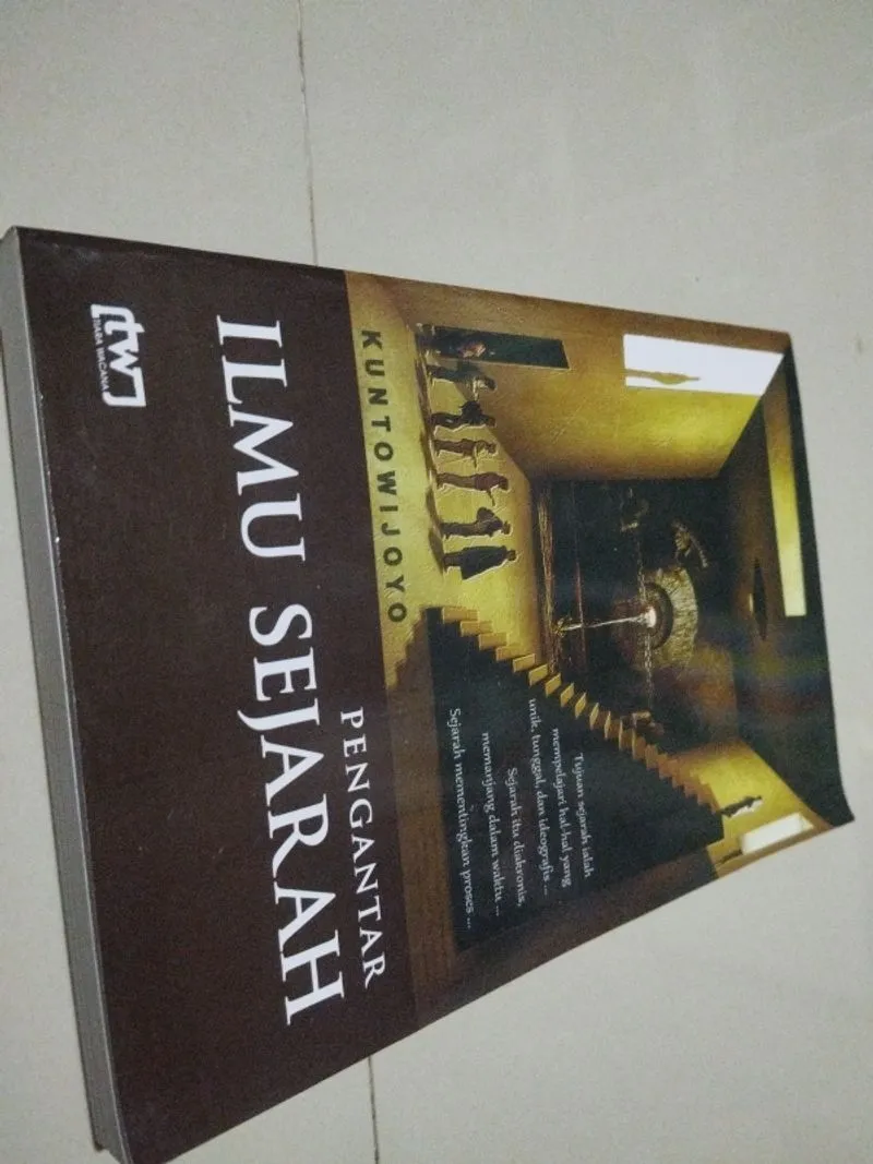 buku pengantar ilmu sejarah photo 1